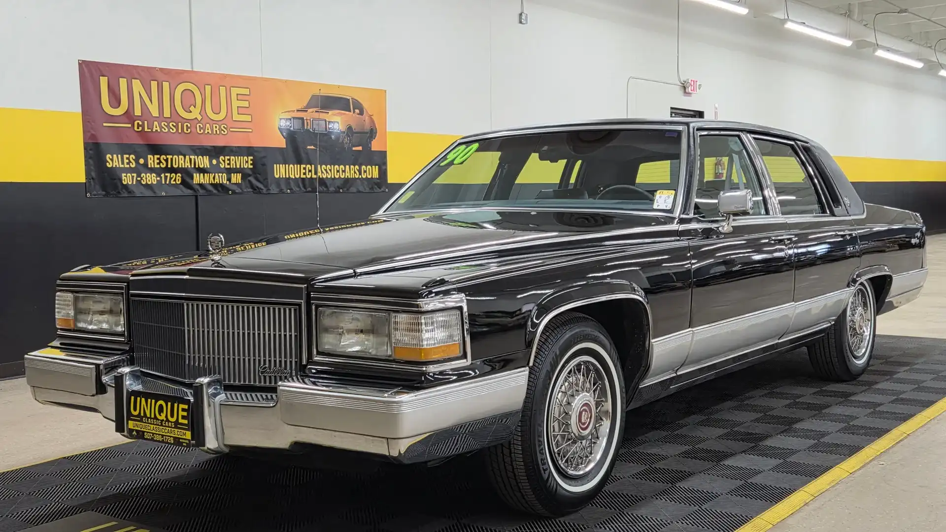 1990 Cadillac Brougham's photo