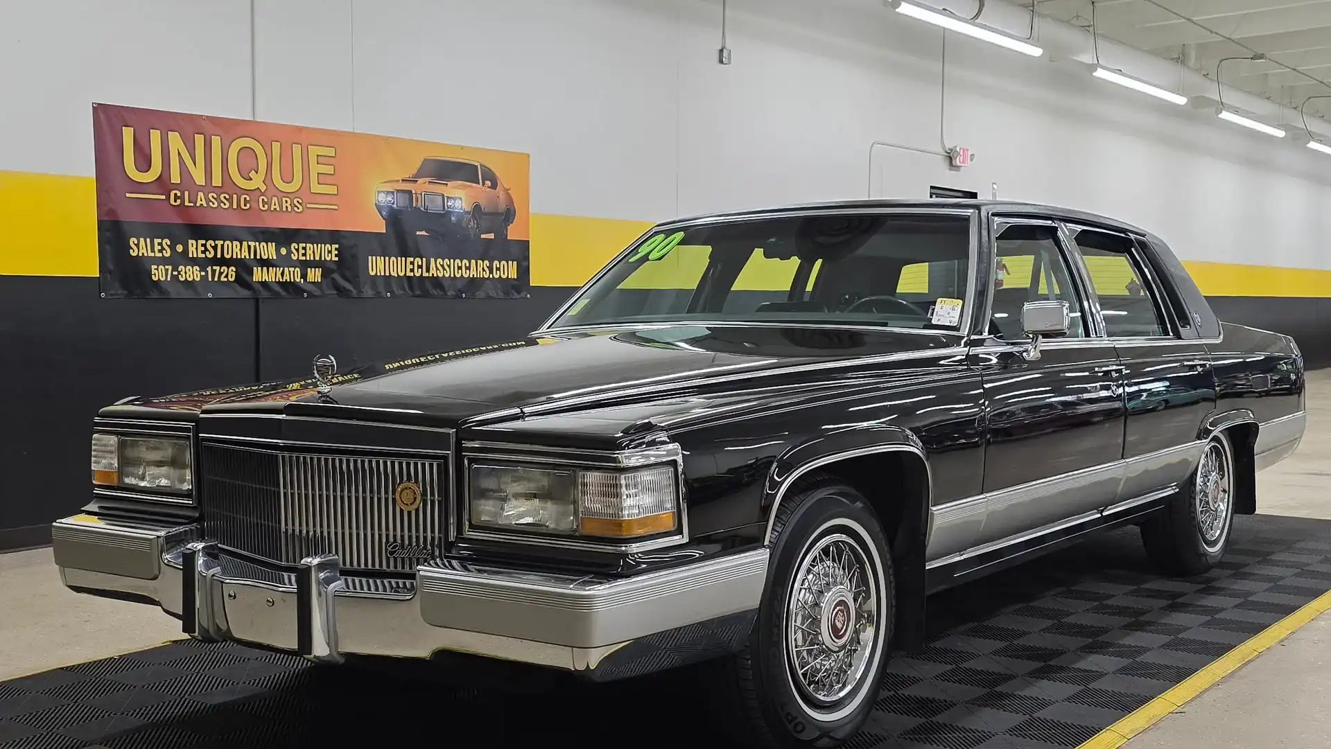 1990 Cadillac Brougham's photo