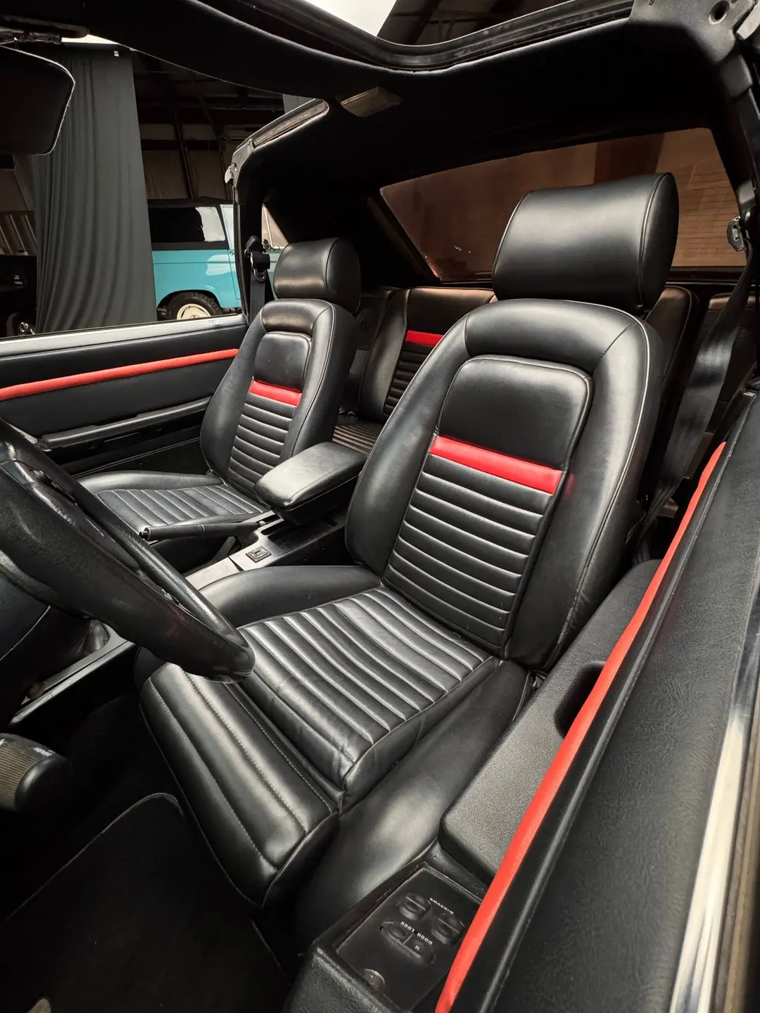 1987 Ford Mustang undefined photo 3