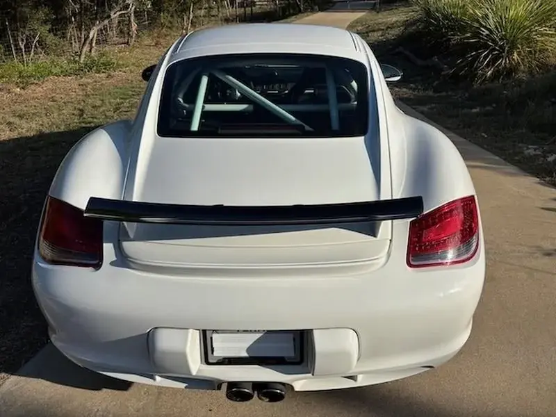 2012 Porsche Cayman R photo 4