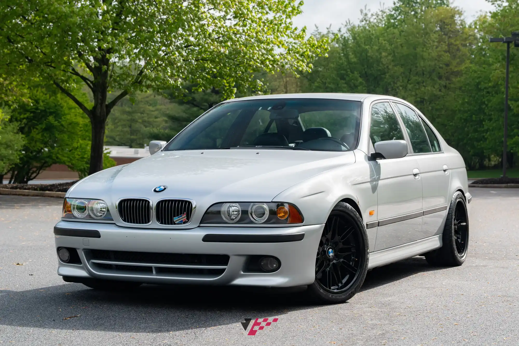 2000 BMW 5 Series 540i's photo