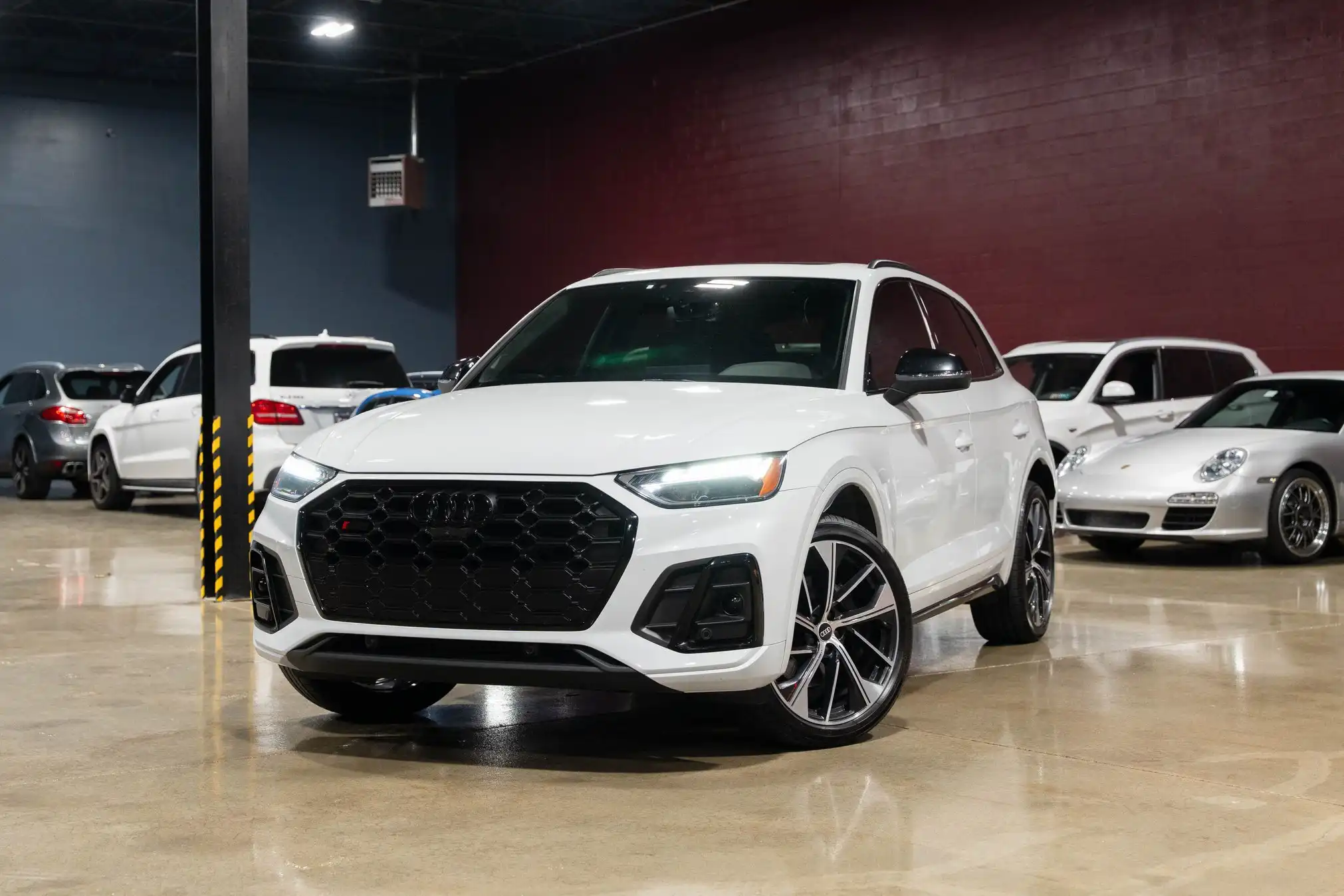 2022 Audi SQ5 Premium Plus's photo