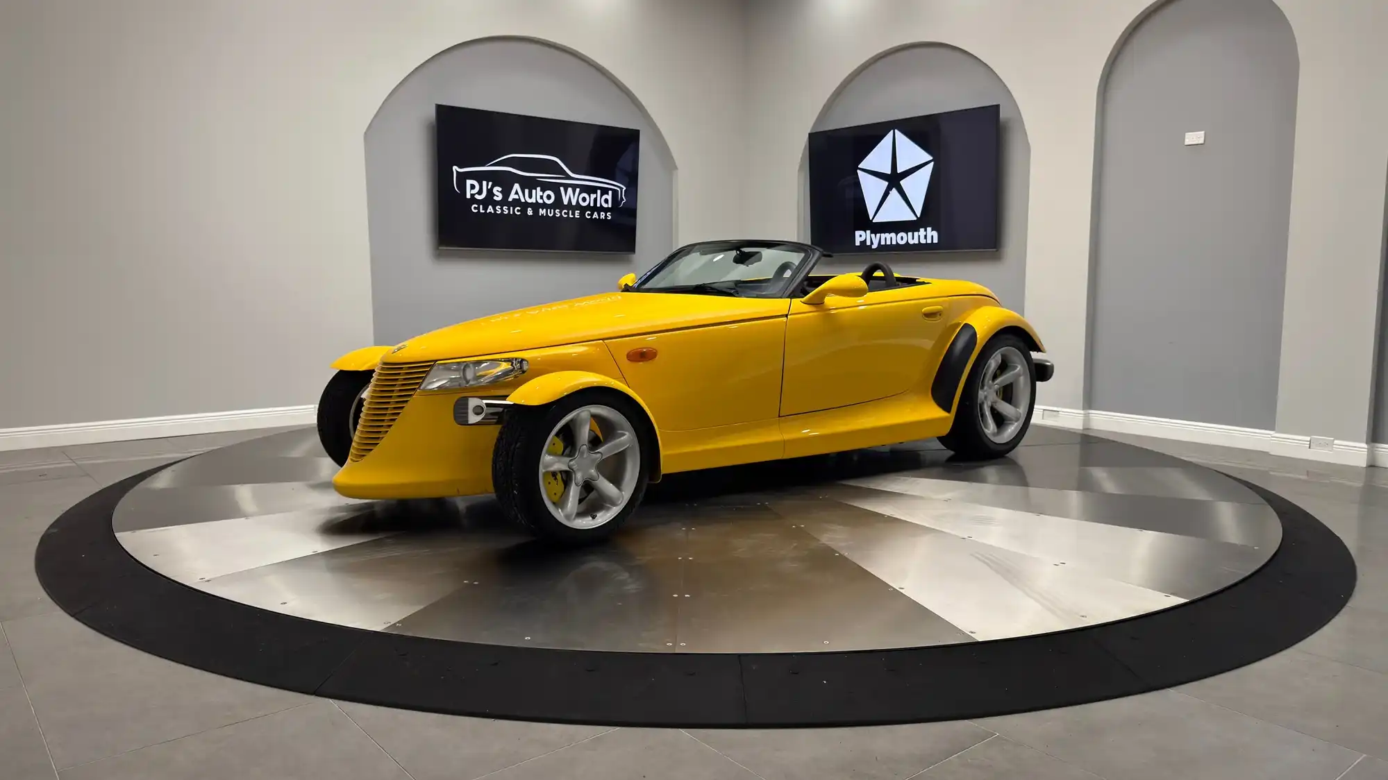 1999 Plymouth Prowler Base's photo
