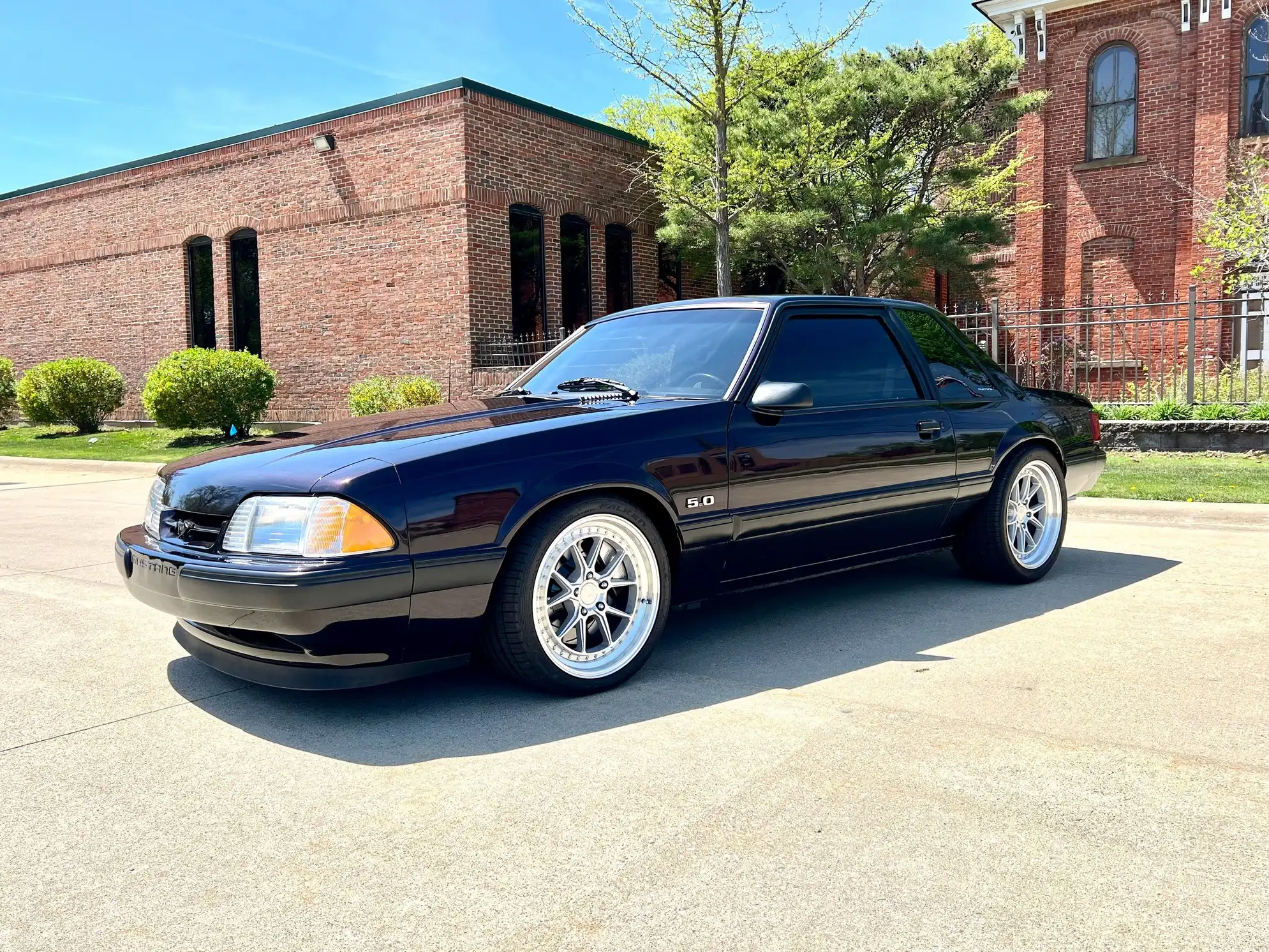 1989 Ford Mustang's photo