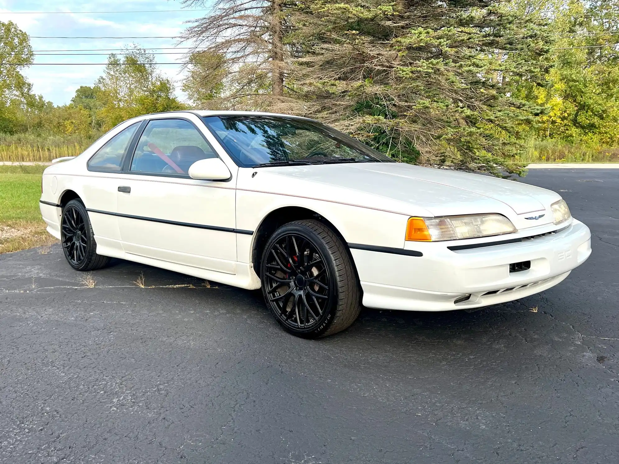 1991 Ford Thunderbird's photo