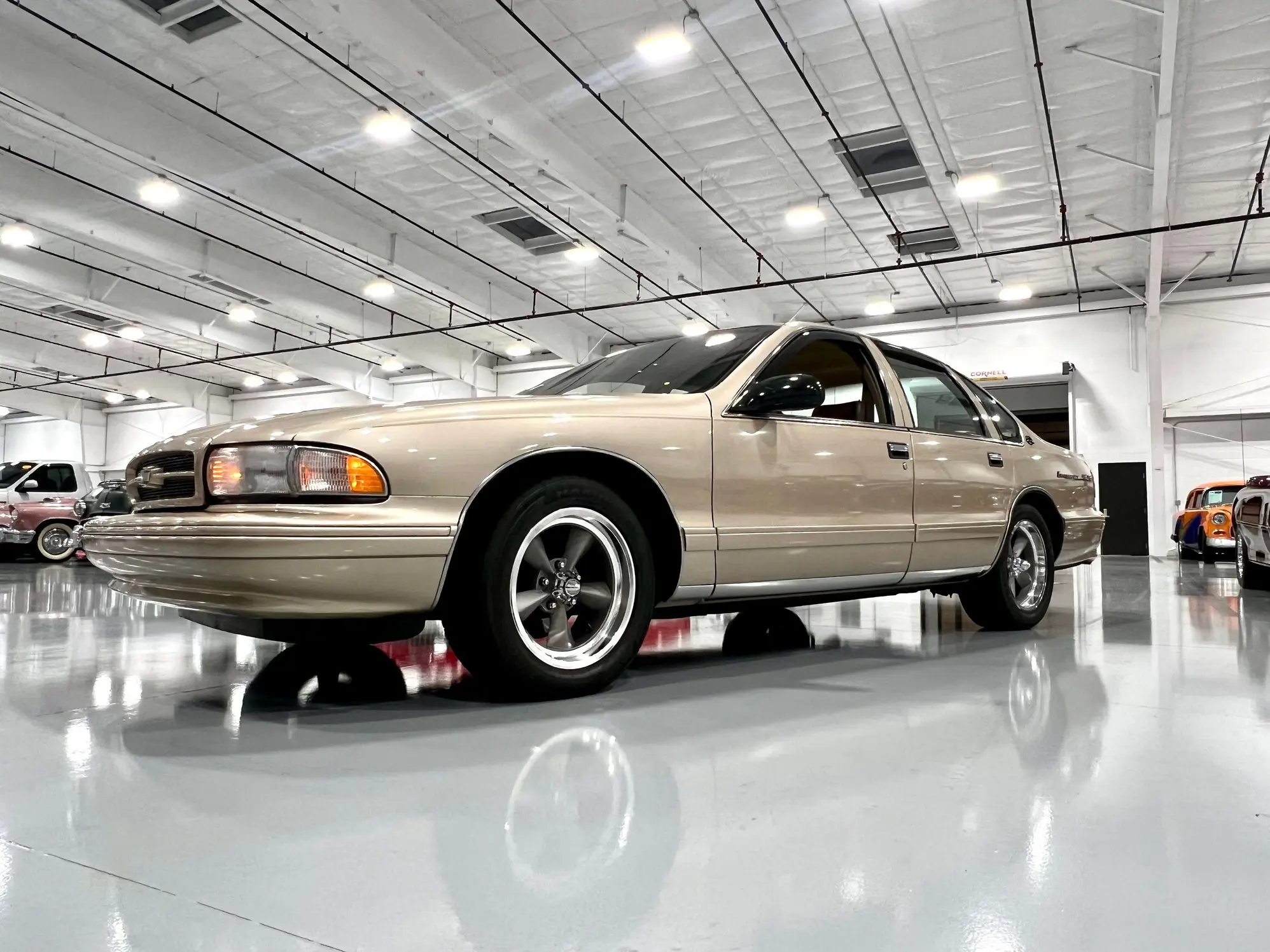 1996 Chevrolet Caprice Base photo 3