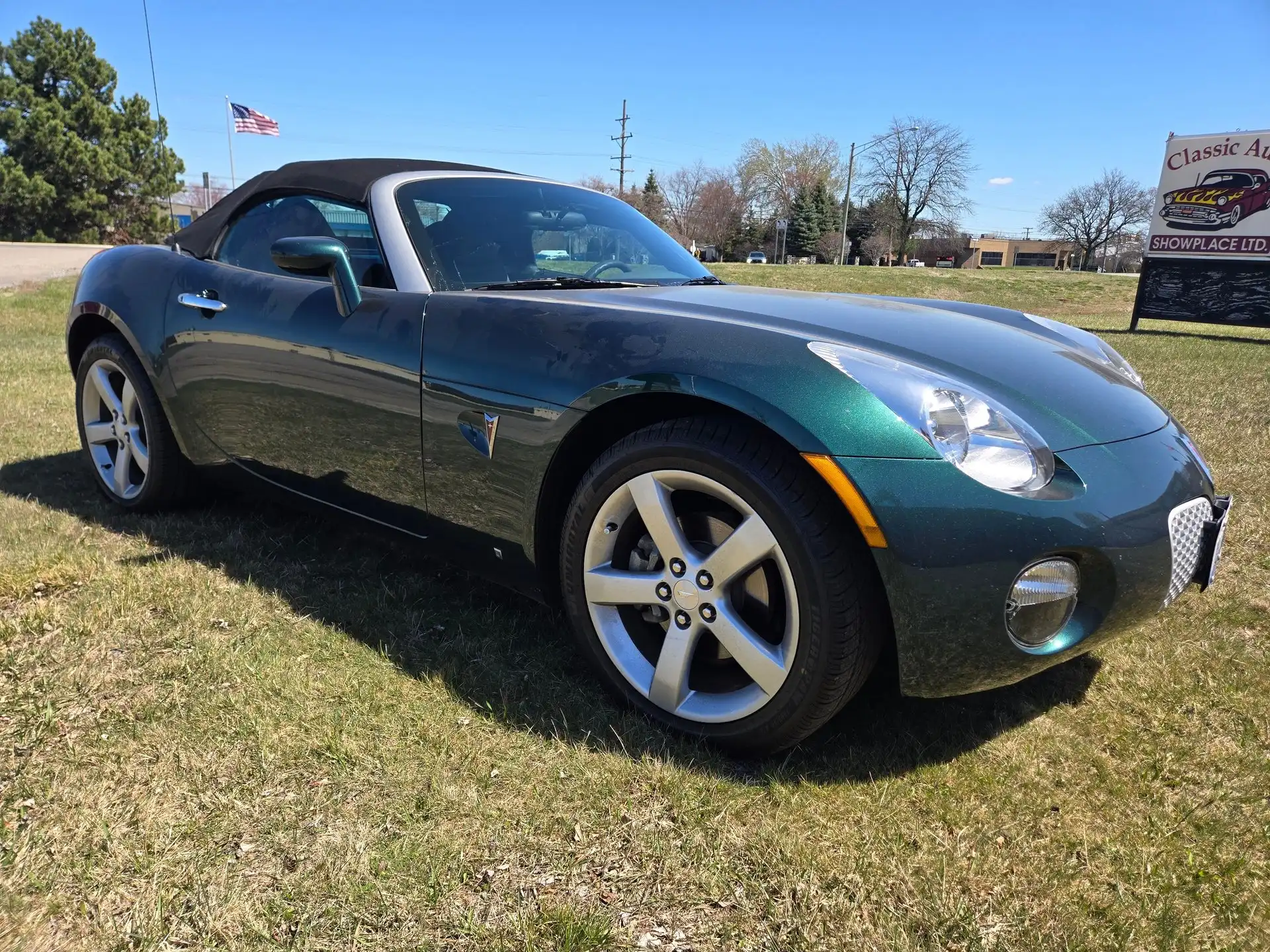 2007 Pontiac Solstice Base's photo