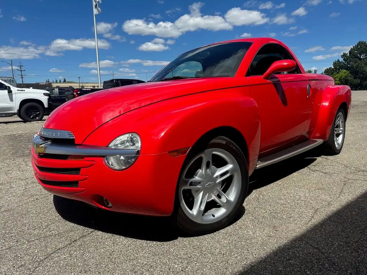 2004 Chevrolet SSR LS's photo