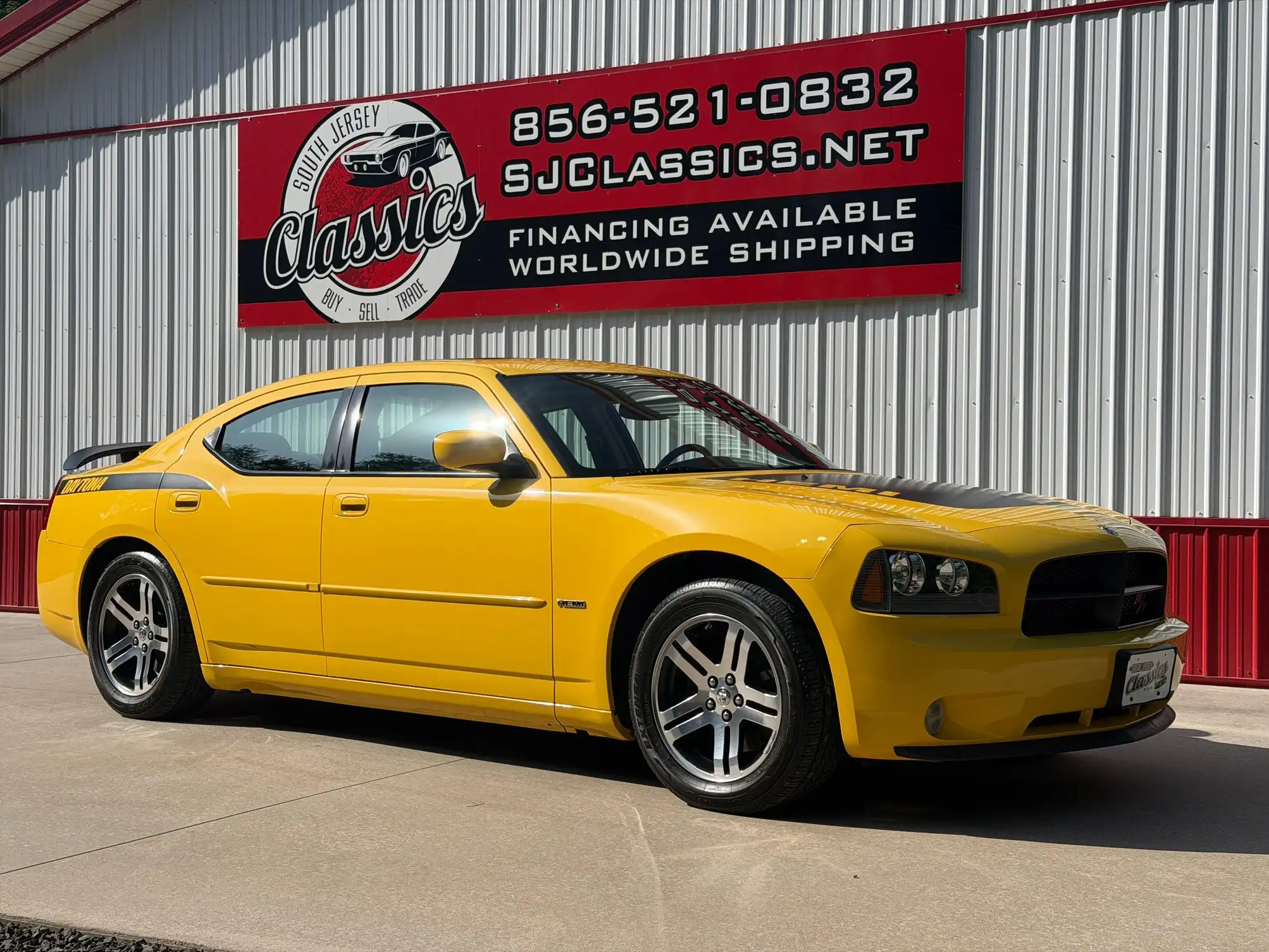 2006 Dodge Charger R/T's photo