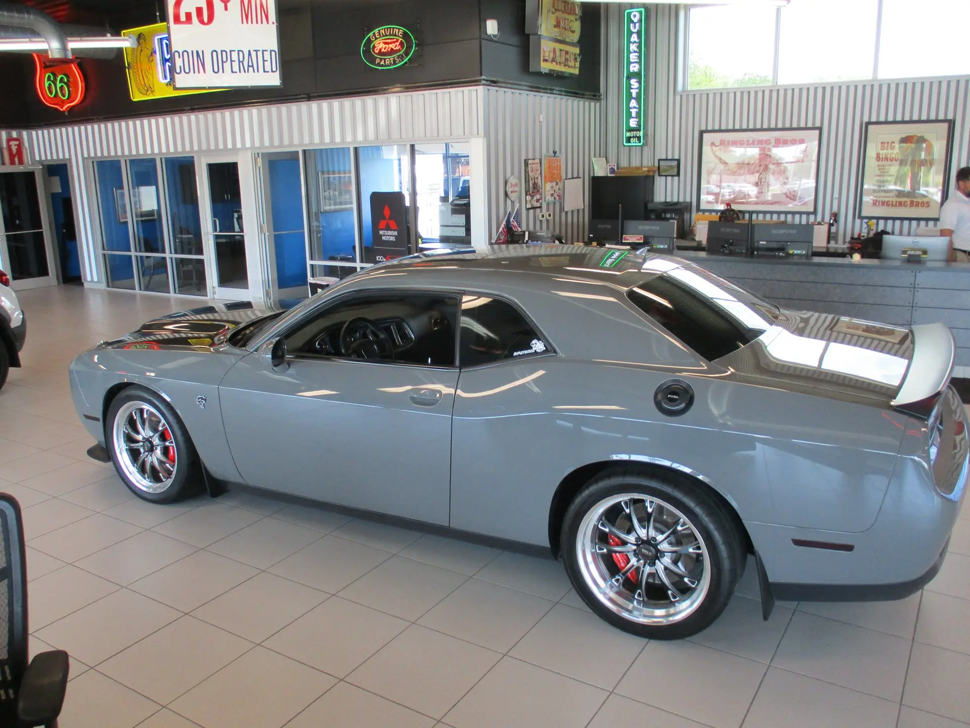 2017 Dodge Challenger SRT Hellcat photo 3