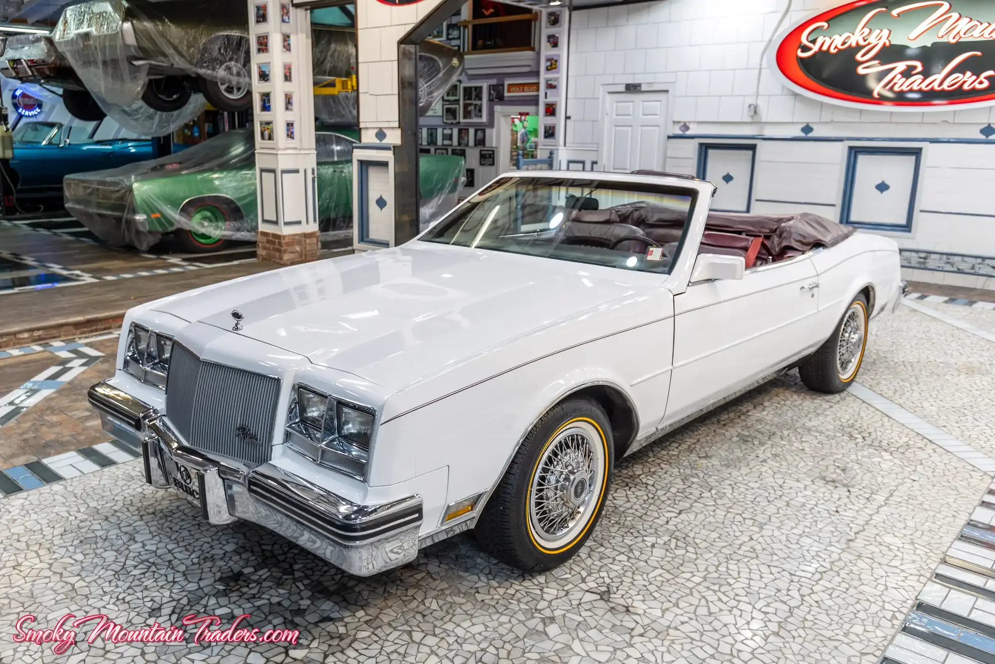 1984 Buick Riviera's photo