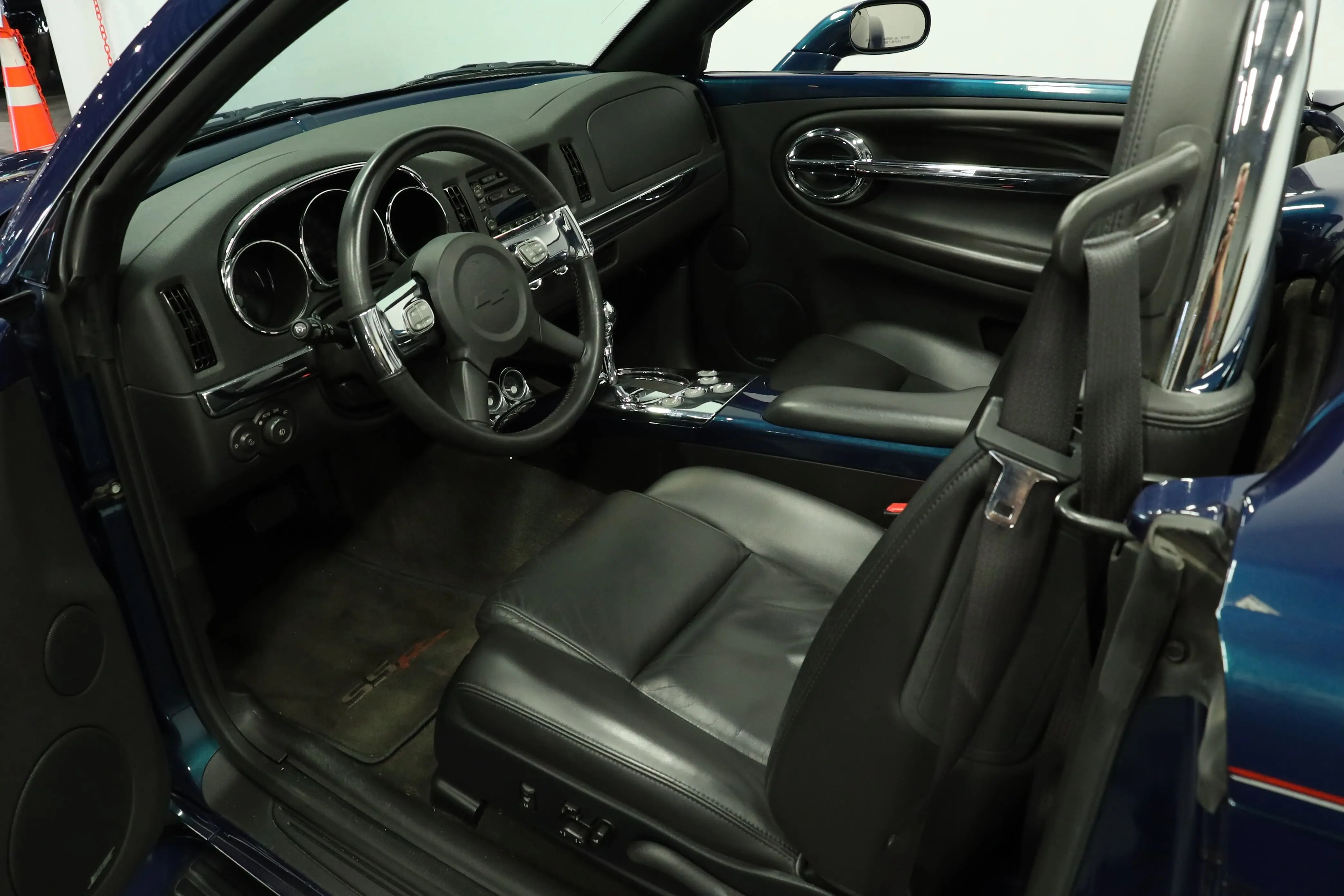 2006 Chevrolet SSR Base photo 4