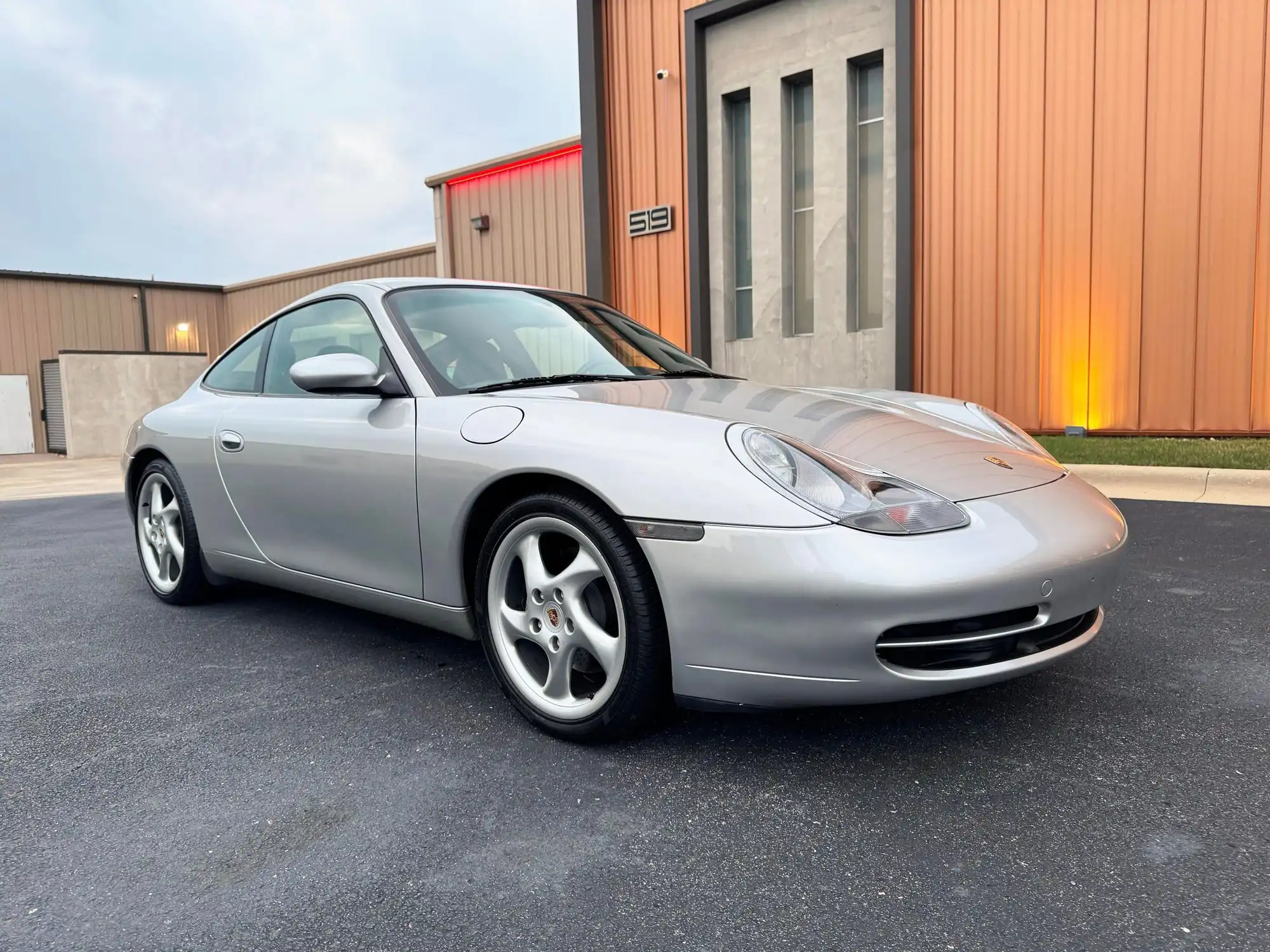 2000 Porsche 911 CARRERA's photo