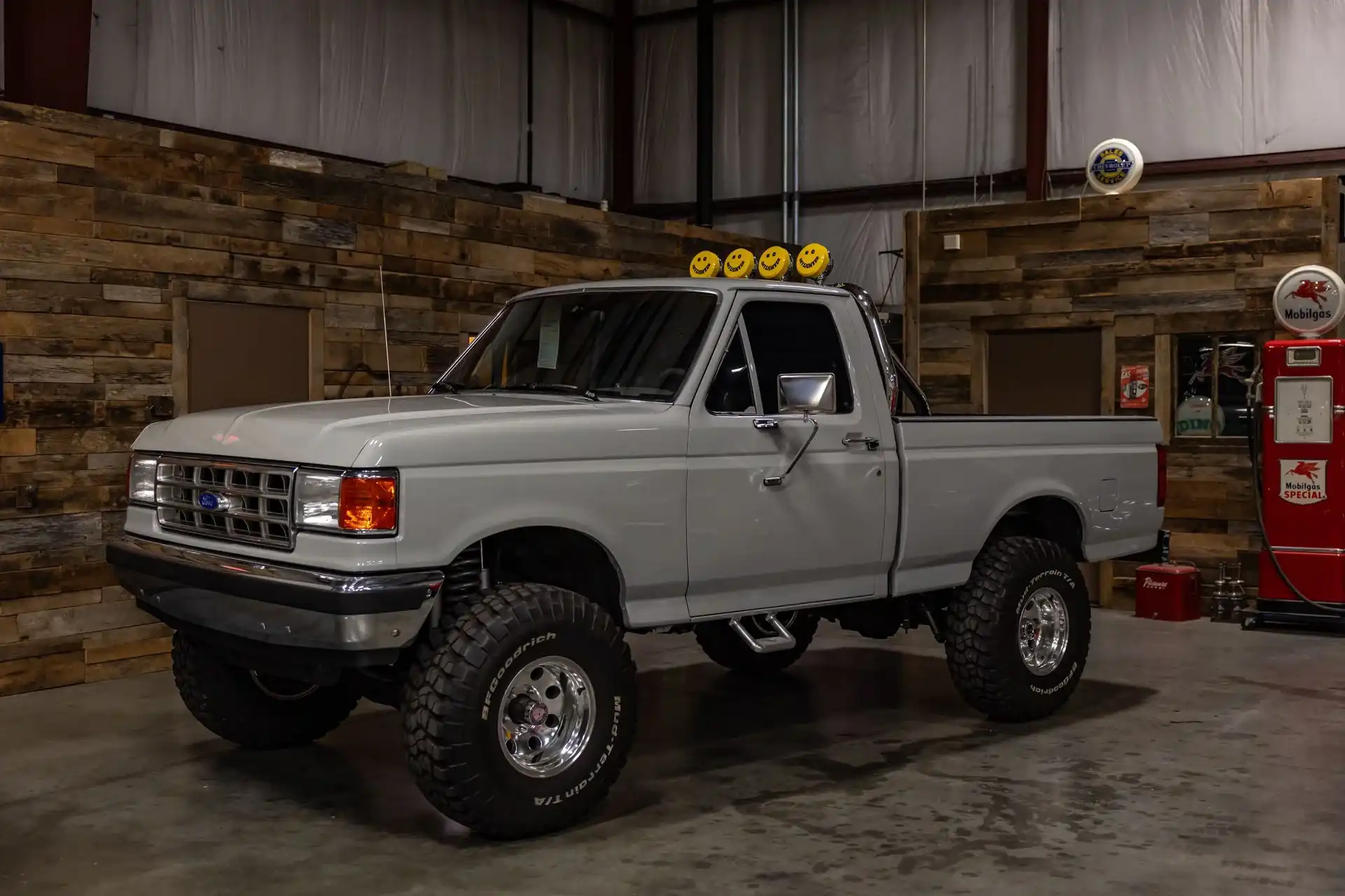 1990 Ford F-150's photo
