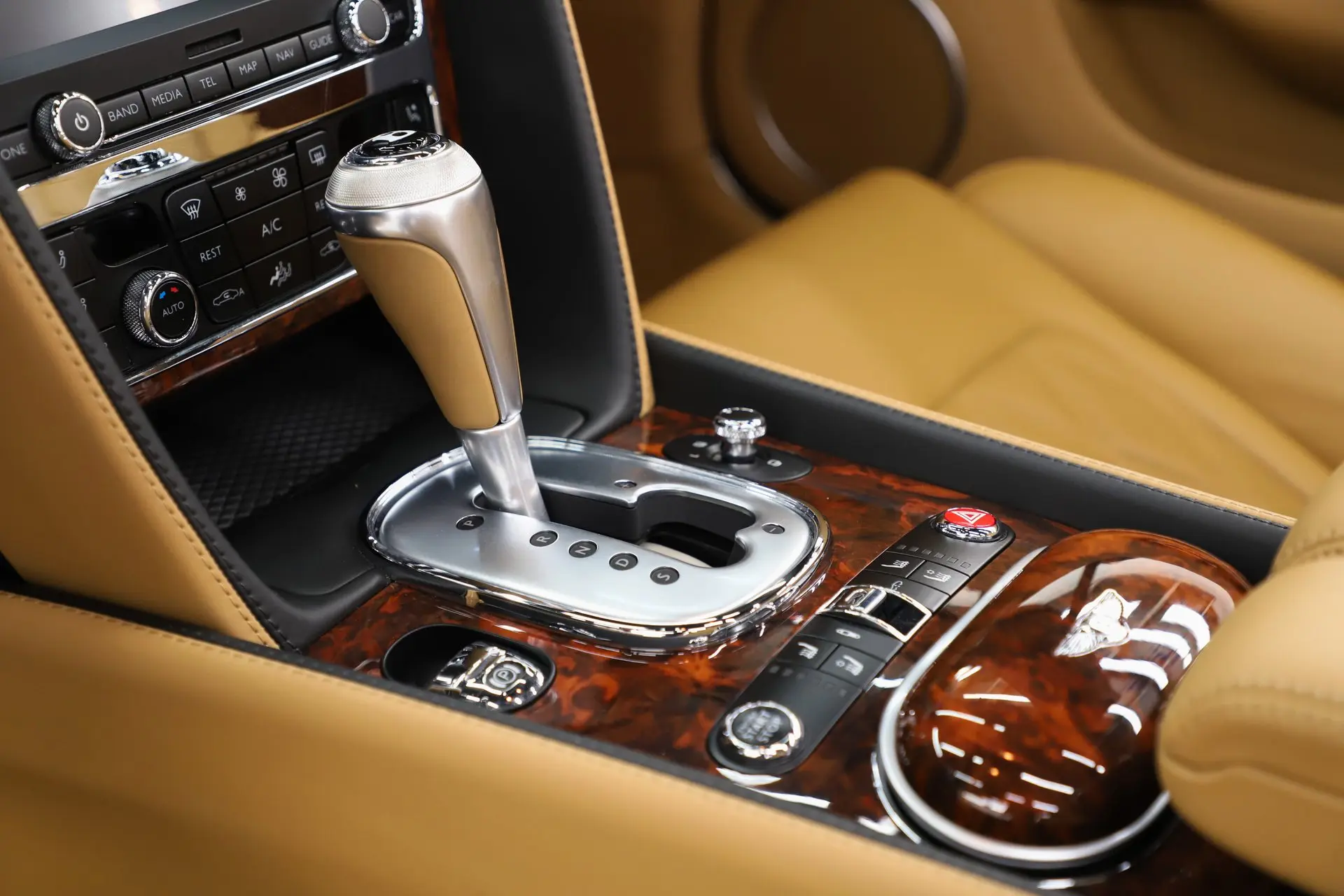 2014 Bentley Continental GT V8 photo 4