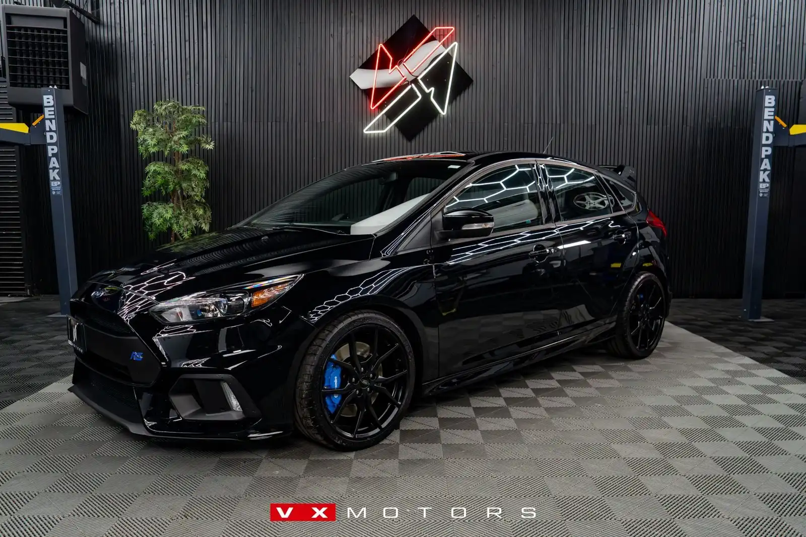 2017 Ford Focus 5 Door Hatch RS's photo