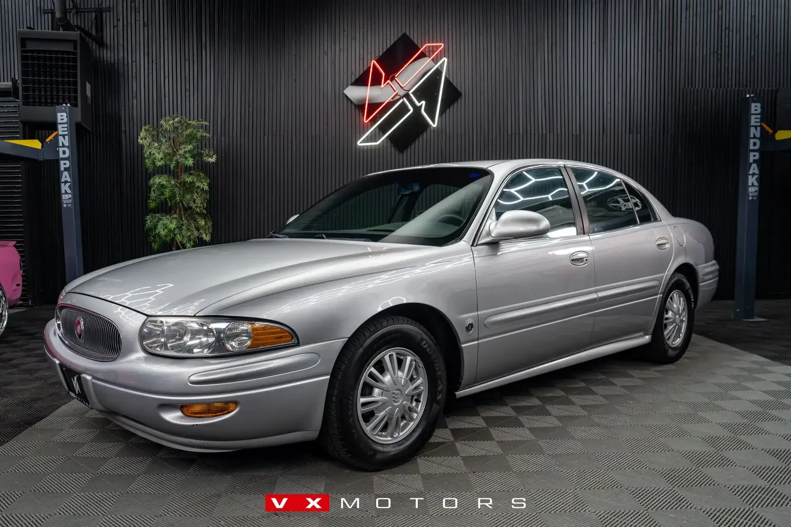 2003 Buick LeSabre Custom photo 1
