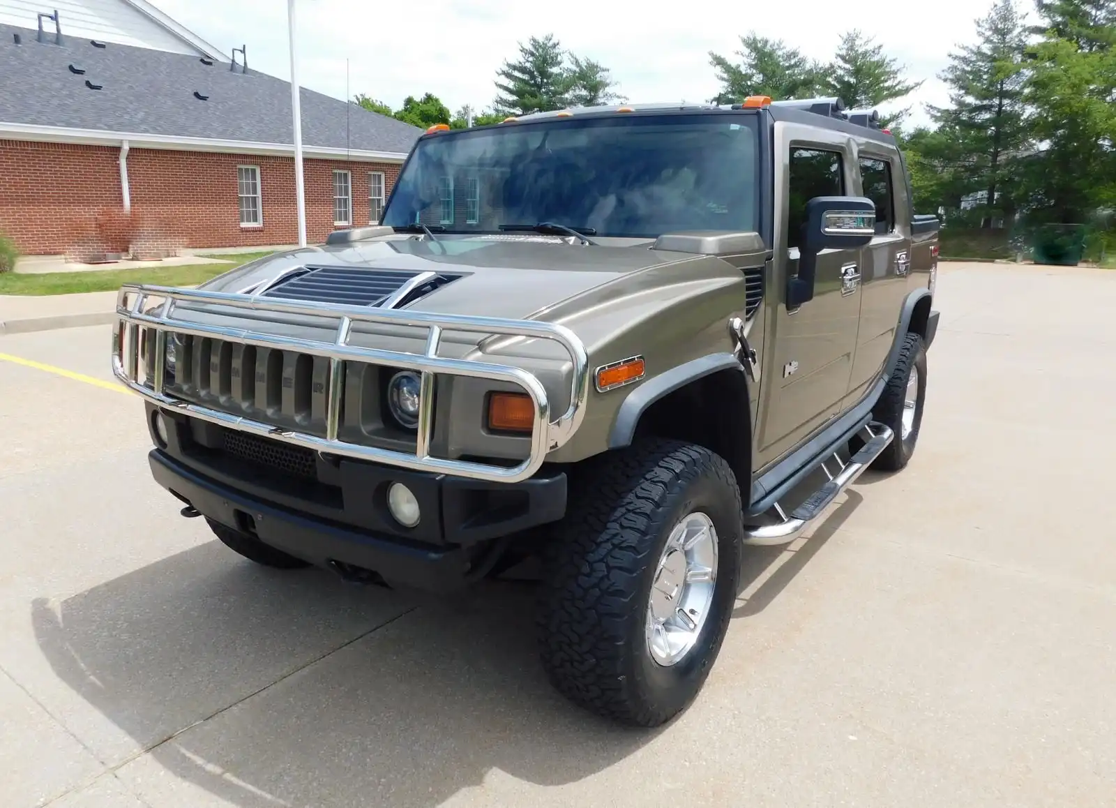 2005 Hummer H2 SUT's photo