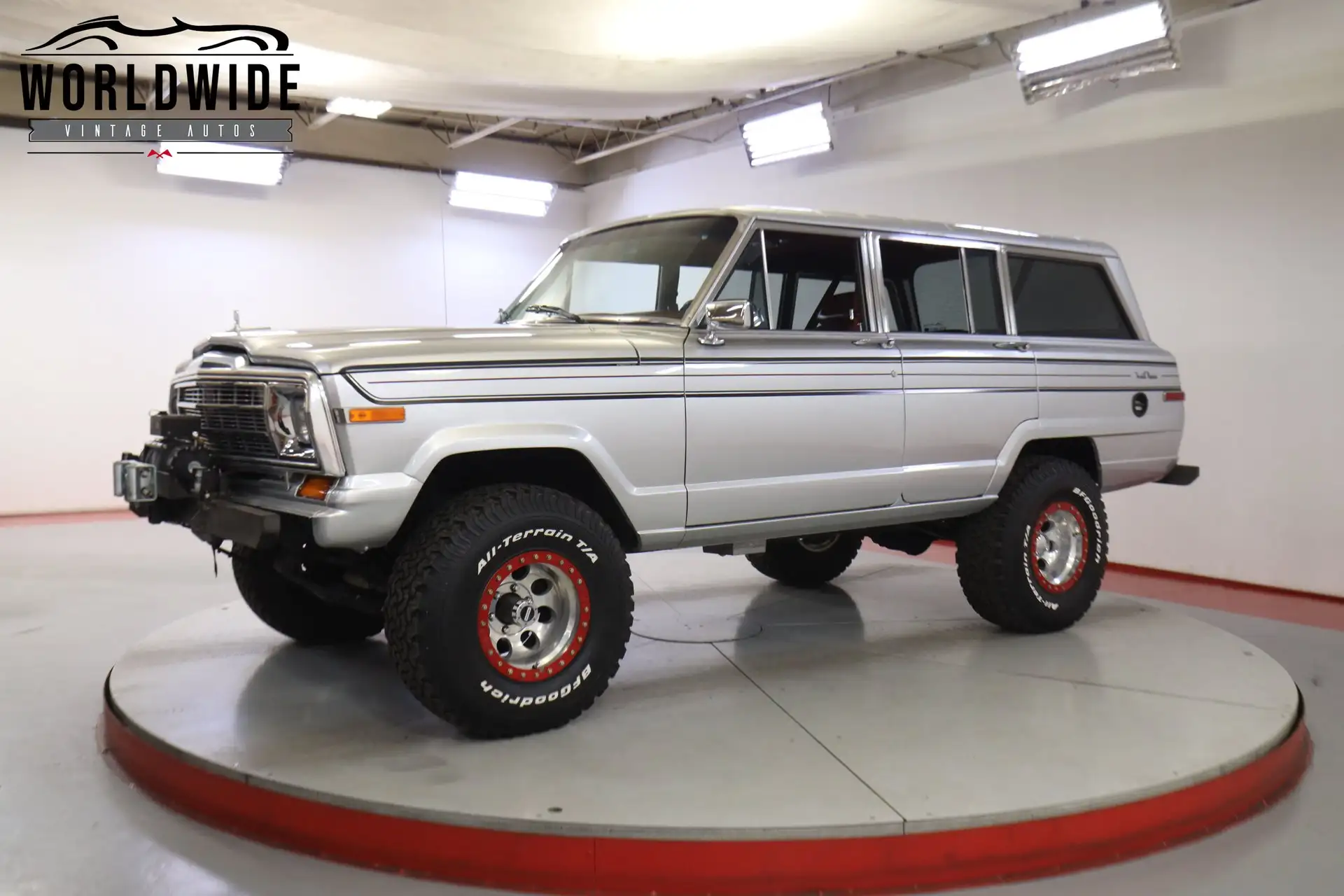 1986 Jeep Grand Wagoneer's photo