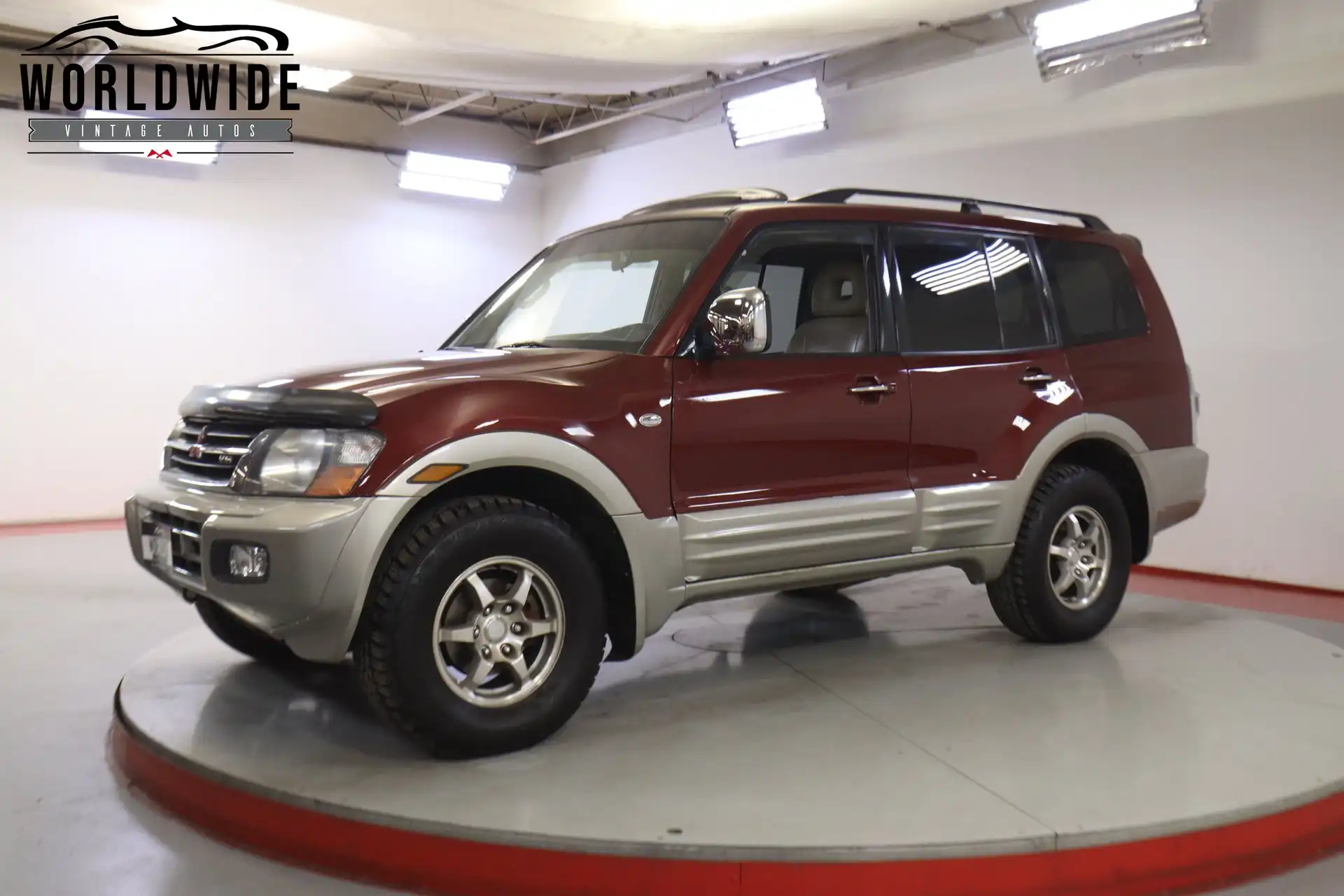 2001 Mitsubishi Montero (!)LTD's photo