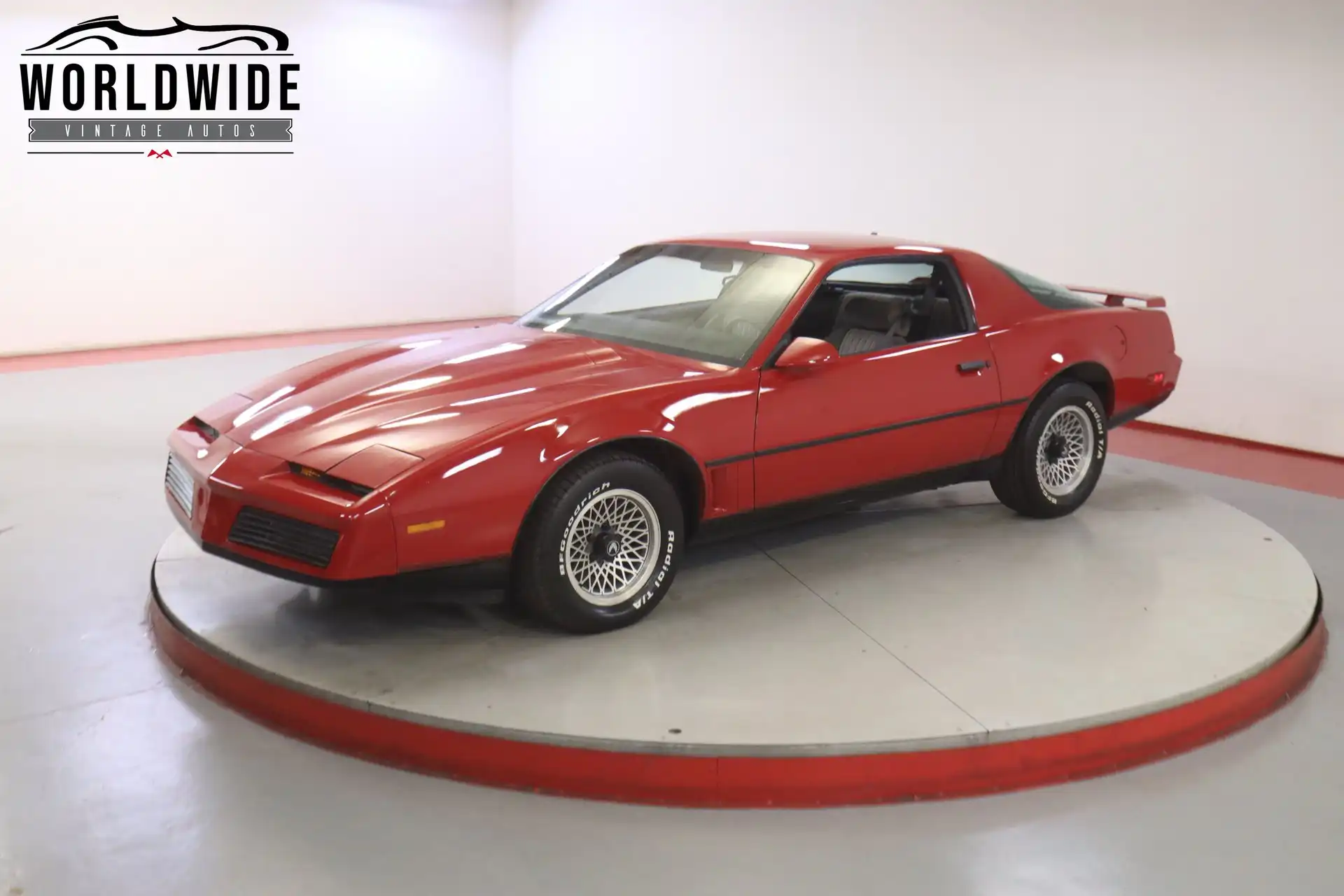 1984 Pontiac Firebird's photo