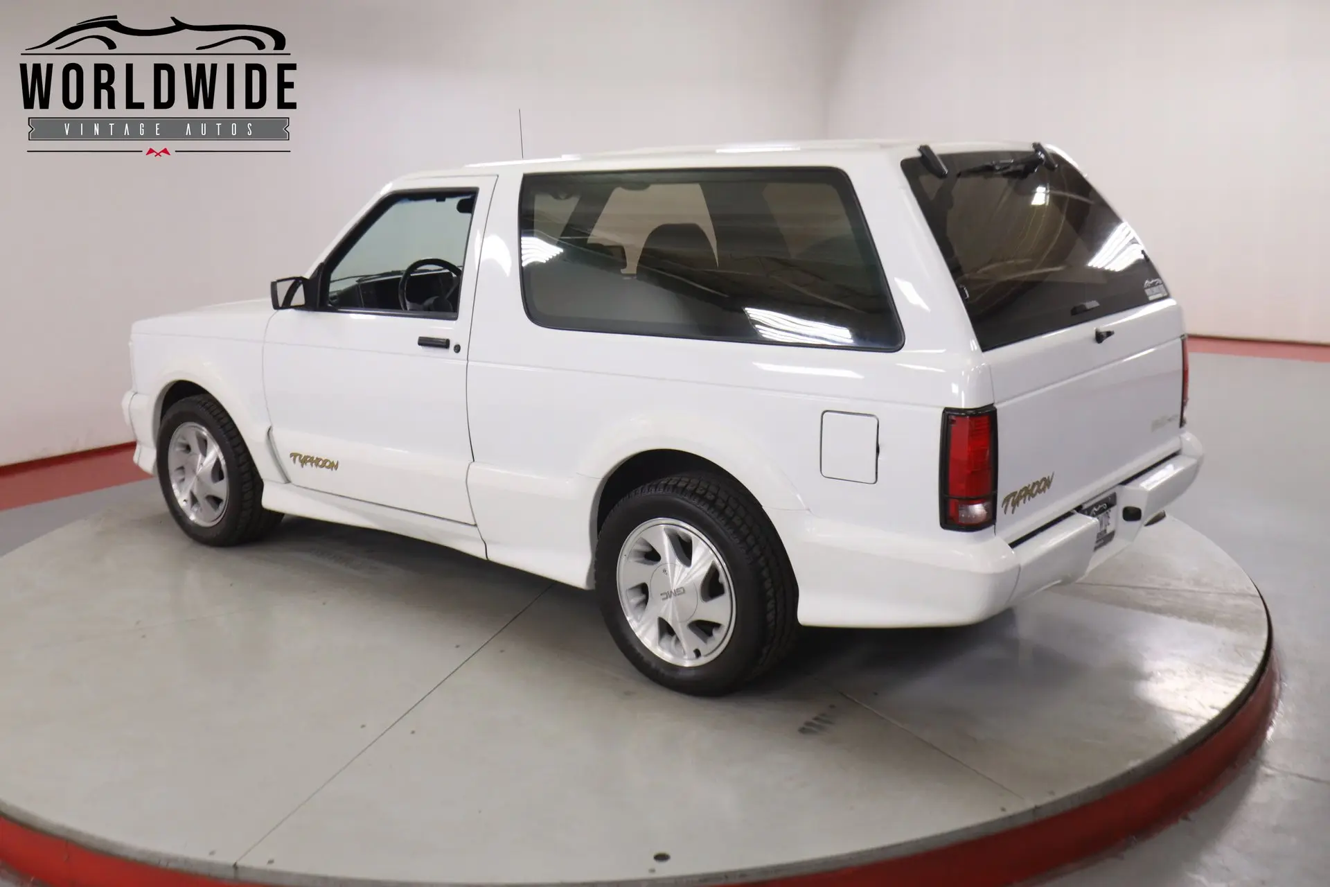 1993 GMC Typhoon undefined photo 5