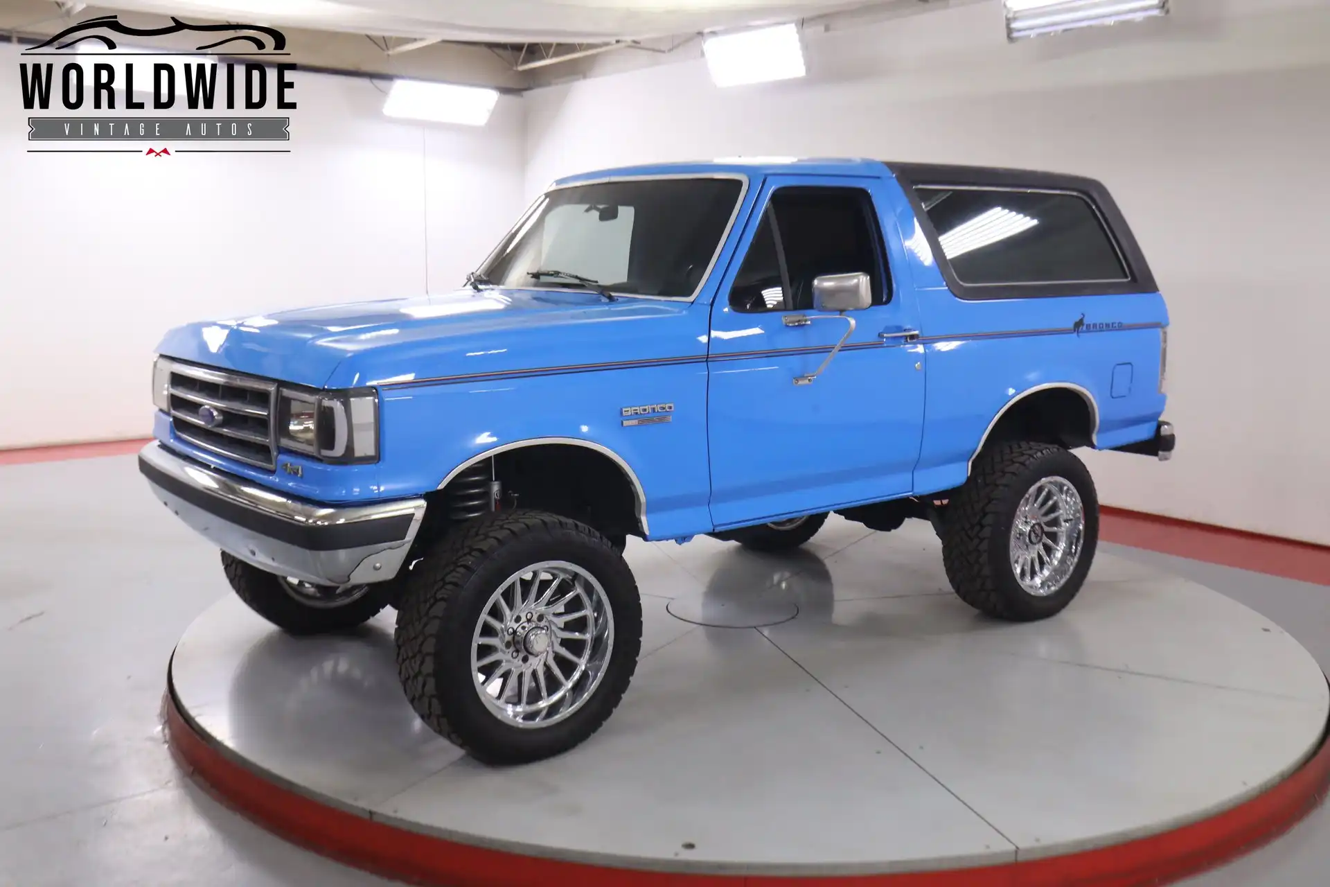 1990 Ford Bronco's photo
