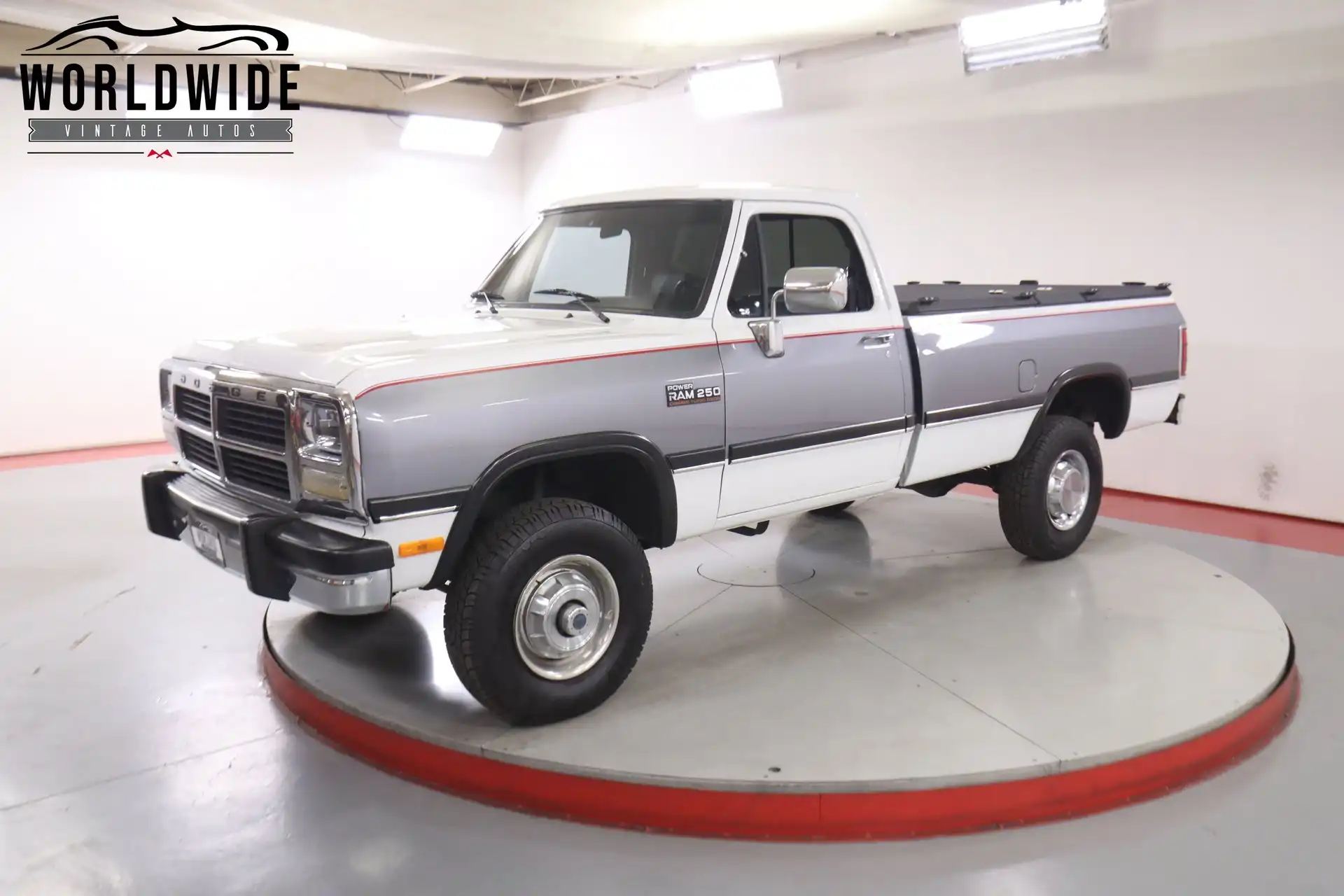 1993 Dodge W-Series's photo