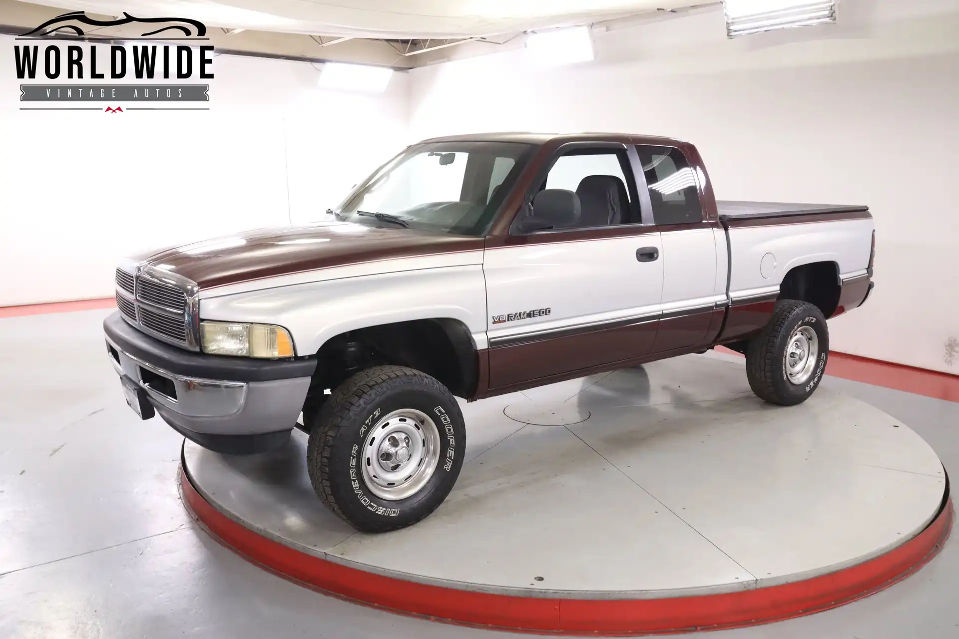 2001 Dodge Ram 1500 1500 ST 4X4 QUAD CAB SWB's photo