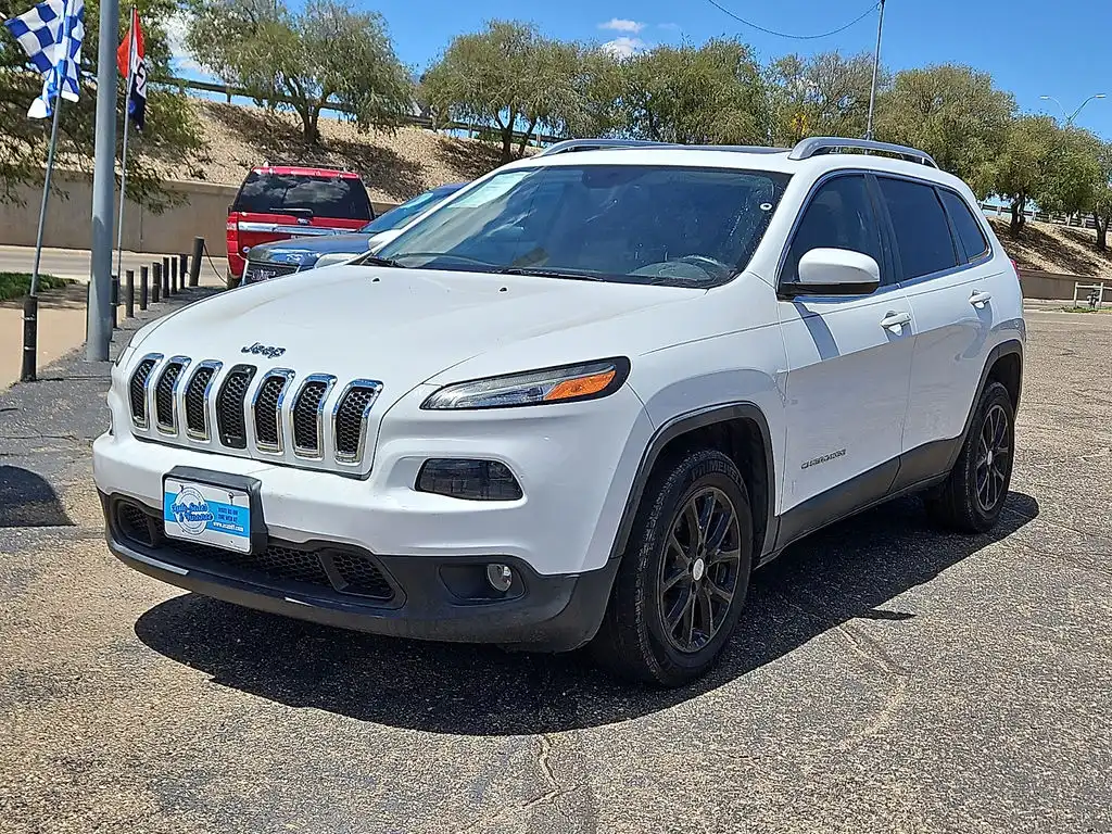 2016 Jeep Cherokee Latitude's photo