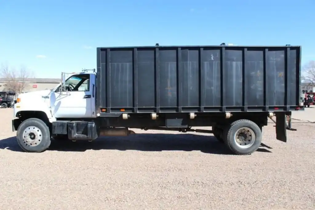 1995 GMC TopKick's photo