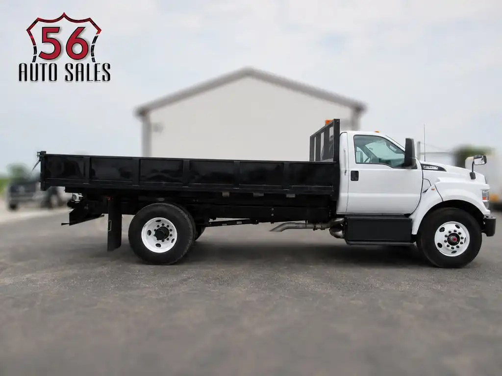 2022 Ford F-750's photo