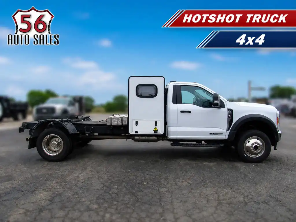 2025 Ford F-600 XL 4WD Regular Cab DRW 193 in's photo