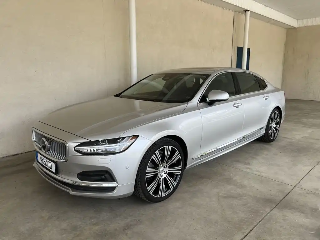 2022 Volvo S90 B6 Inscription AWD's photo