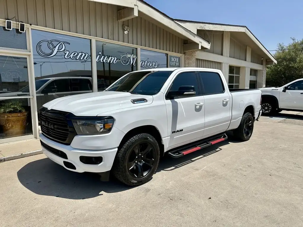 2021 RAM 1500 Big Horn/Lone Star 4x4 Crew Cab 6'4's photo