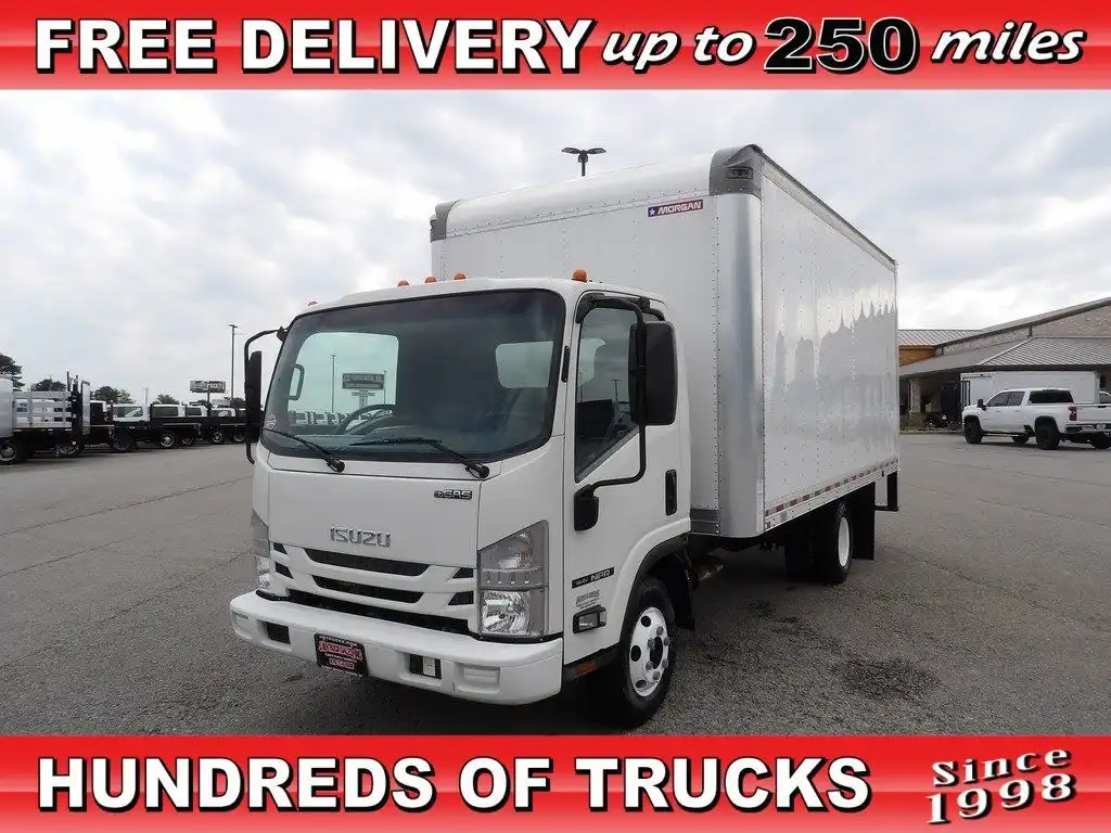 2019 Isuzu NPR-HD's photo