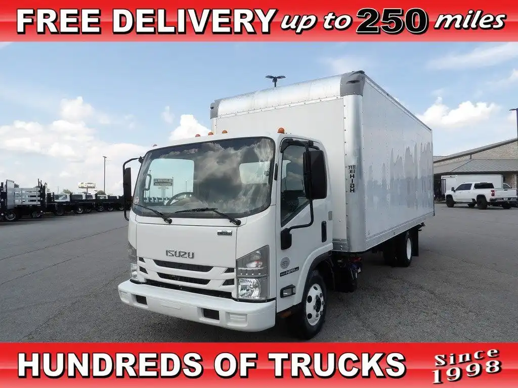 2021 Isuzu NPR-HD's photo