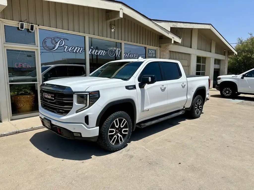 2023 GMC Sierra 4WD Crew Cab Short Box AT4's photo