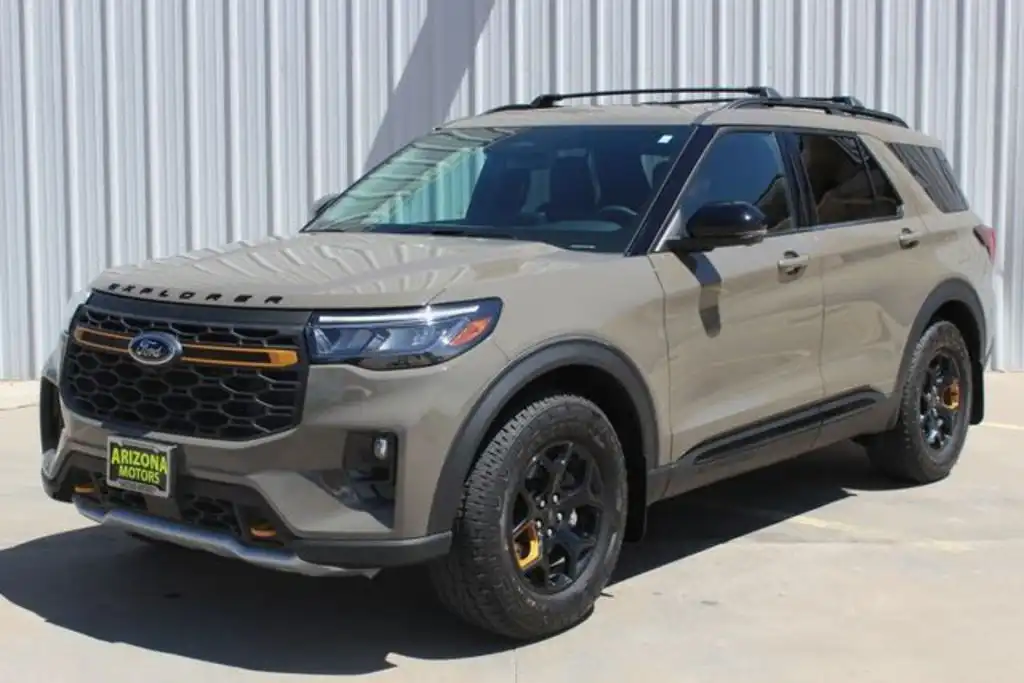 2026 Ford Explorer Tremor 4WD's photo