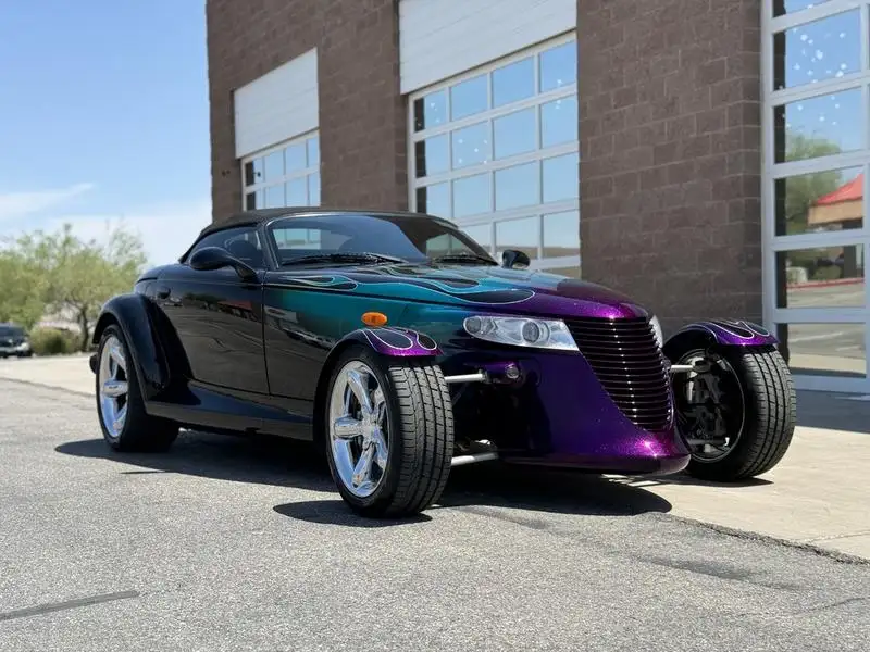 2000 Plymouth Prowler Base's photo