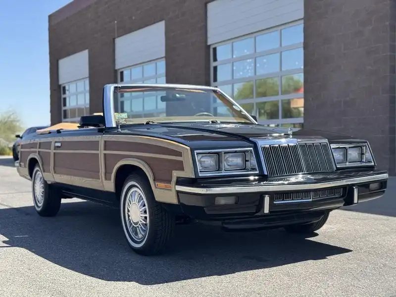 1985 Chrysler LeBaron's photo
