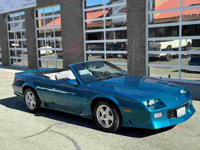 1991 Chevrolet Camaro's photo