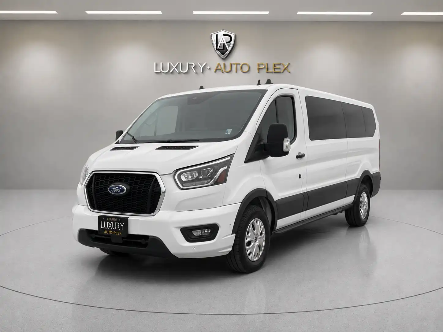 2023 Ford Transit 350 XLT Low Roof Sliding Pass. 148's photo