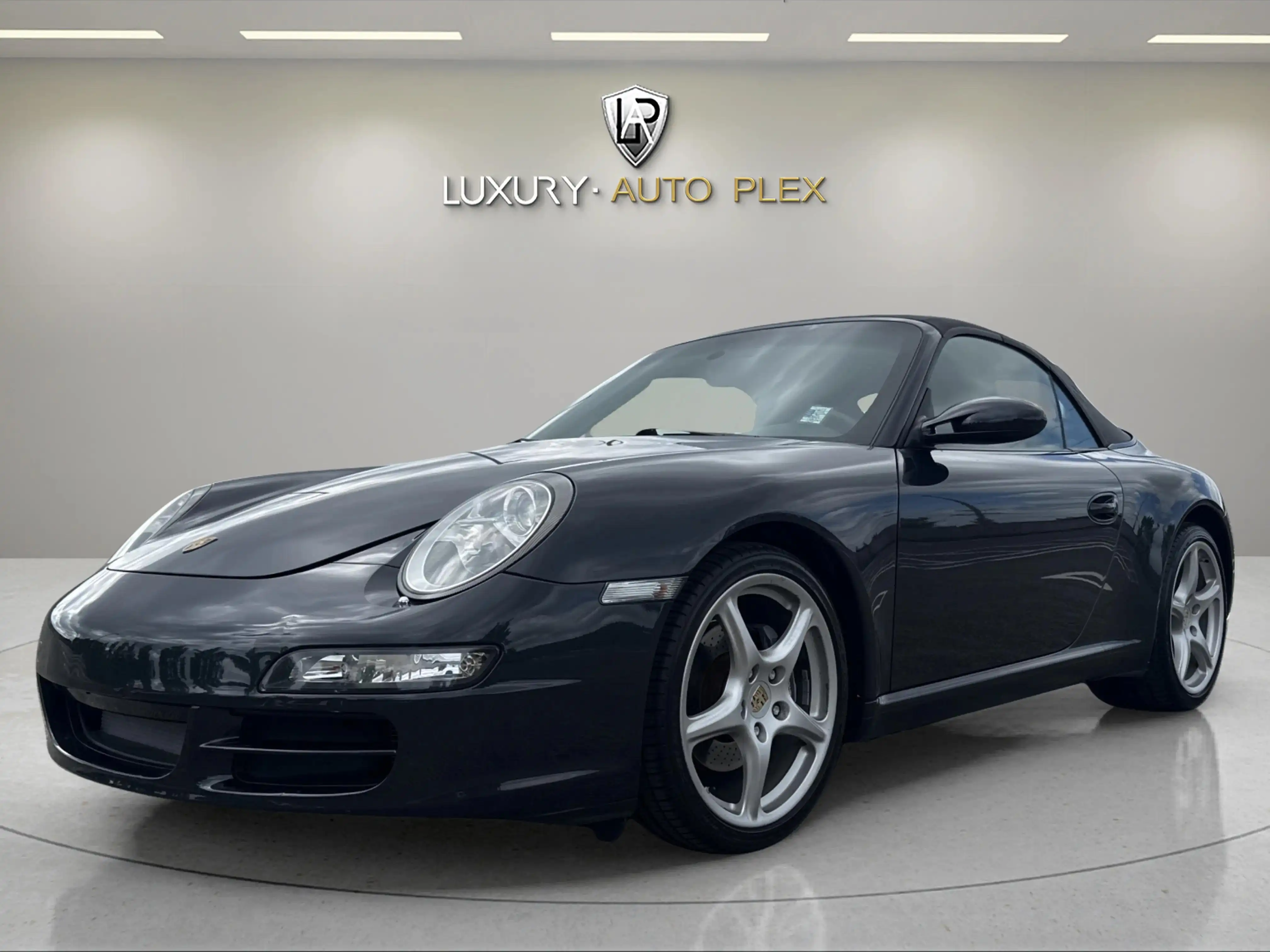 2006 Porsche 911 Carrera Cabriolet's photo