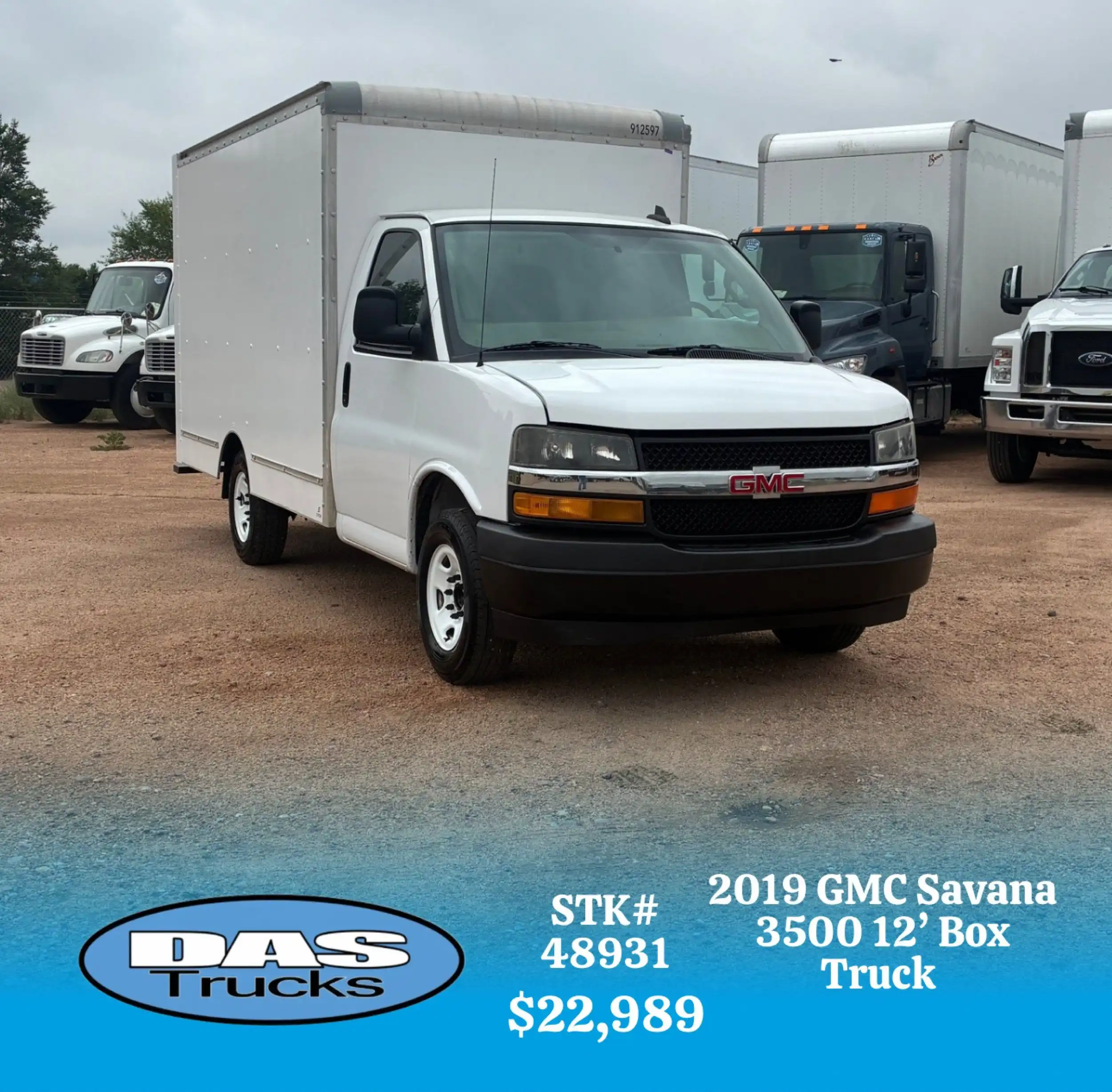 2019 GMC Savana 3500 139" WB's photo