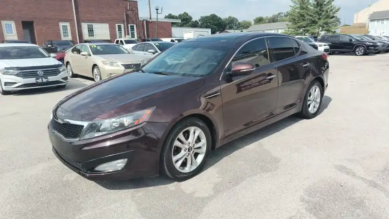2011 Kia Optima EX Auto's photo