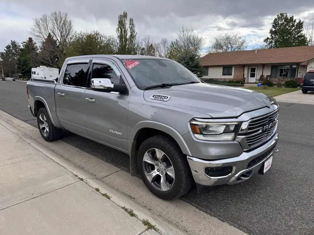 2019 RAM 1500 Laramie 4x4 Crew Cab 5'7's photo