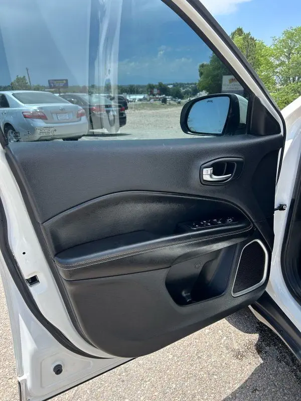 2019 Jeep Compass Latitude 4X4 photo 5