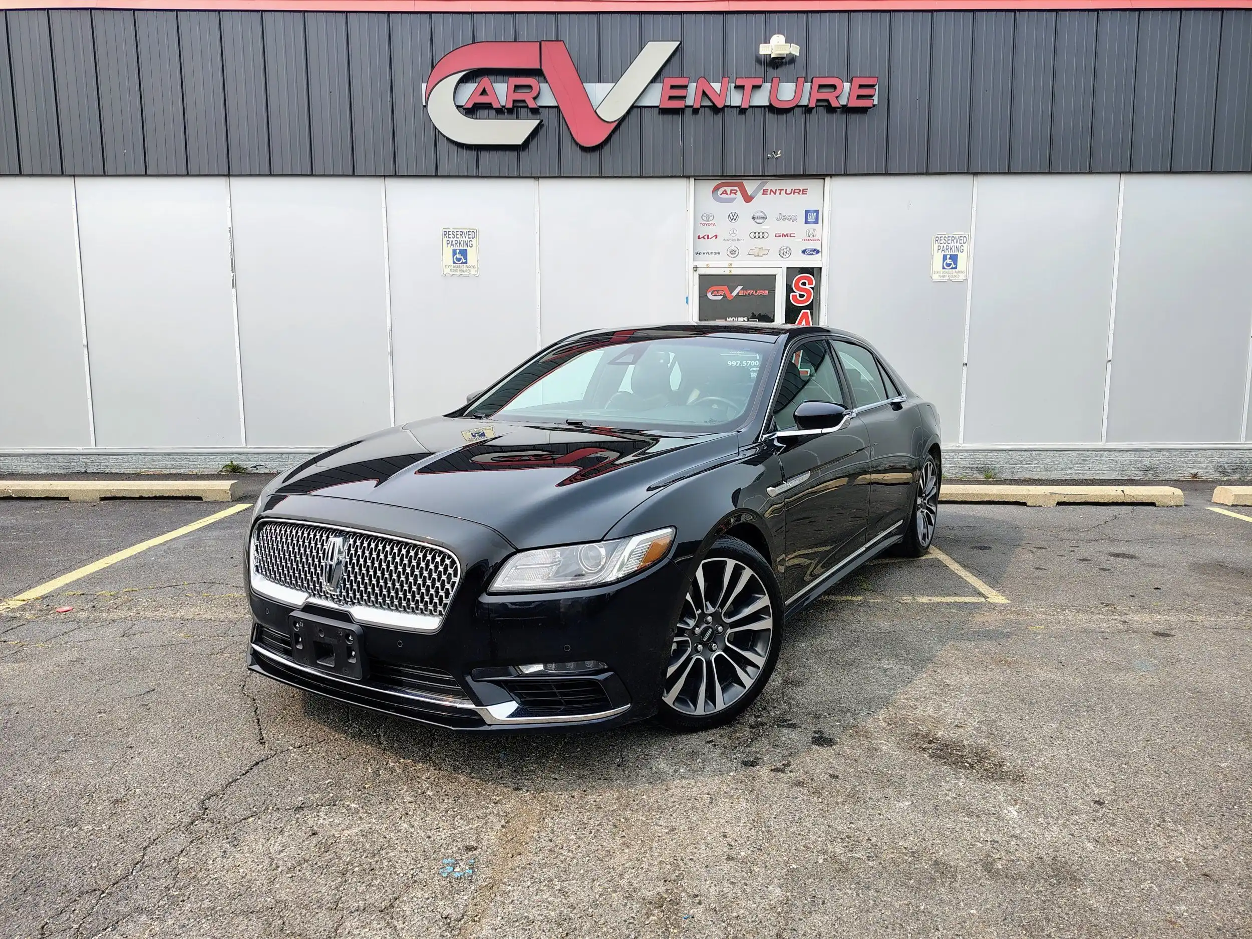 2017 Lincoln Continental Reserve AWD's photo
