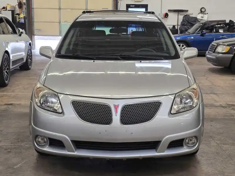 2007 Pontiac Vibe Base's photo